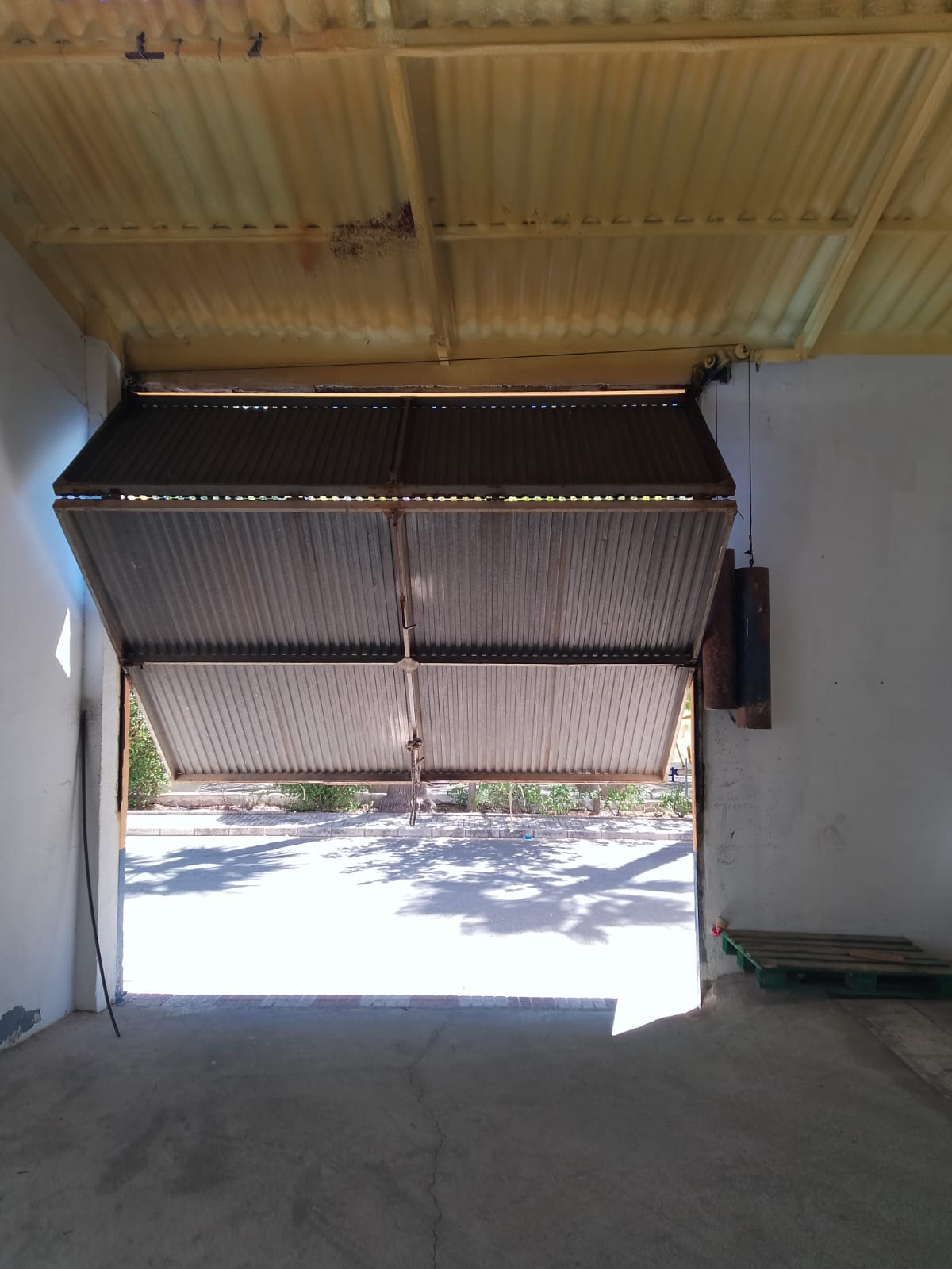 Sustitución de Puerta Basculante